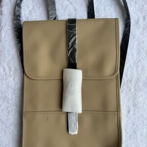RAINS NEW Stylish Sand Men's Bag